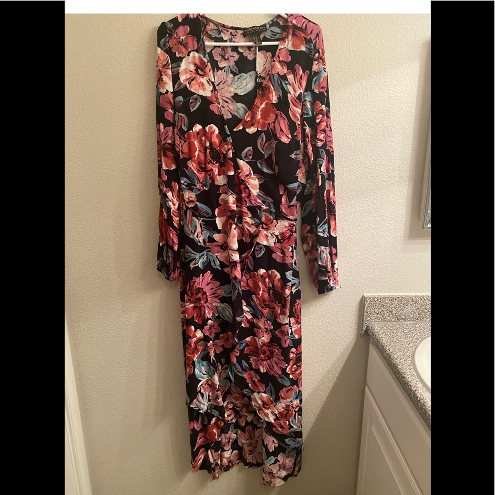 Forever 21 Plus Size Maxi Floral Wrap Dress